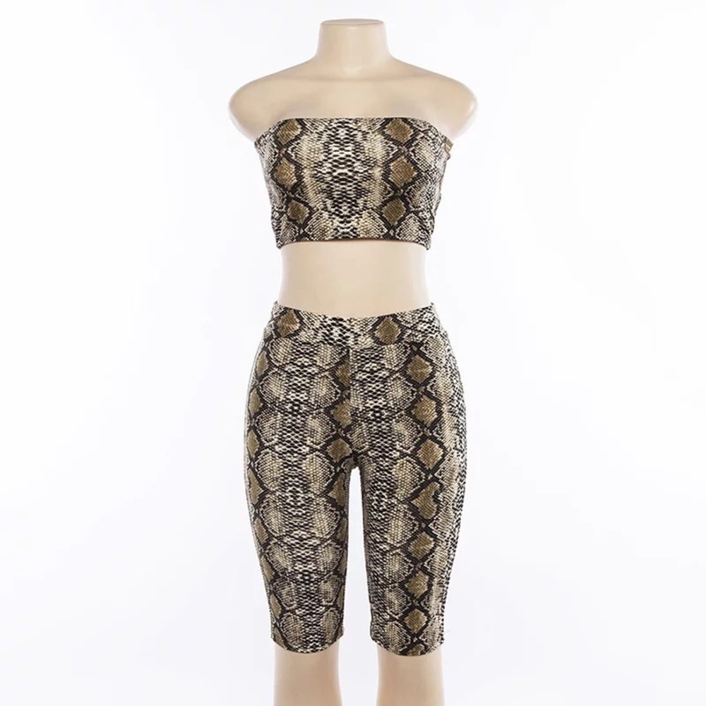 NEW! Snake Print Biker Shorts Bandeau Set - Picture 4 of 7